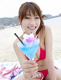 Mikie Hara is here to make your day with her presence.