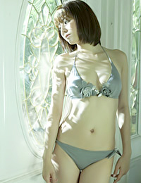 Yumi Sugimoto once again graces your screen with her presence.