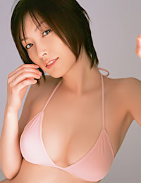Nao Nagasawa is looking hot as hell in her pink string bikini today.